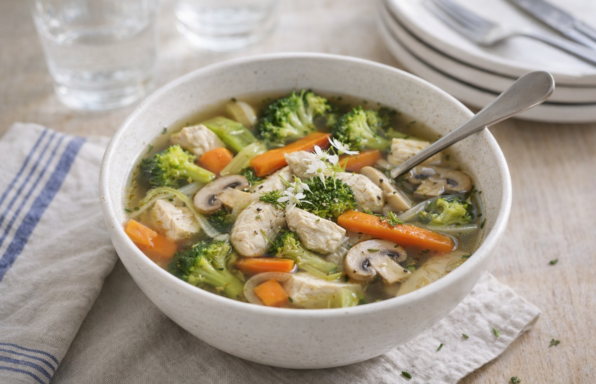 Soupe express poulet, brocoli et champignons au Cookeo