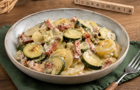 Courgettes, pommes de terre, bacon et roquefort au Cookeo, le plat fondant qui a du caractère