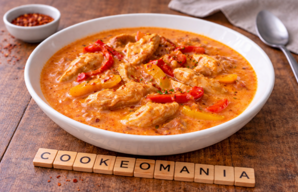 Émincé de poulet aux trois poivrons, sauce relevée au Cookeo