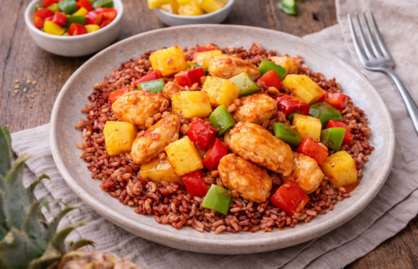 Poulet sucré-salé à l’ananas et poivrons, riz complet (Cookeo)