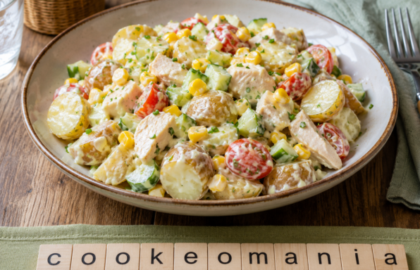 Salade de pommes de terre grenailles au poulet et concombre au Cookeo, fraîche et complète