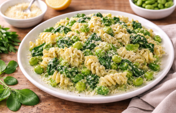 Torsades crémeuses aux fèves, petits pois et épinards au Cookeo