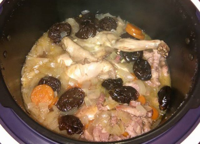 Lapin Aux Pruneaux Cookeo