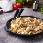 Tagliatelles aux champignons, poulet à la crème au cookeo