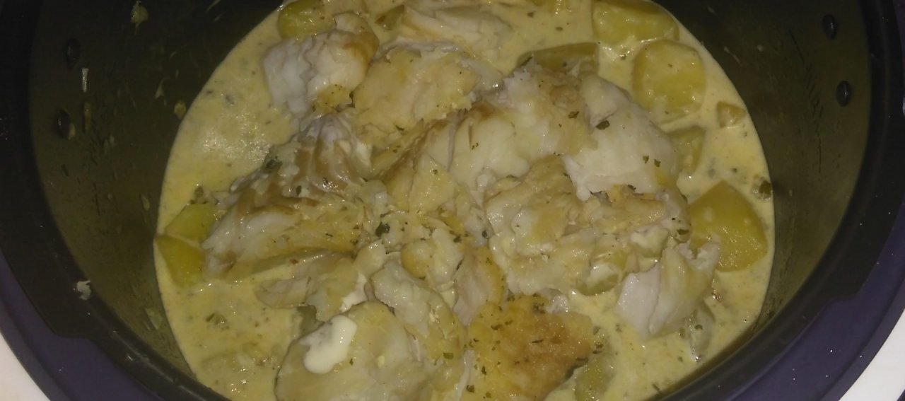 Dos de cabillaud sur lit de pommes de terre à la persillade au cookeo