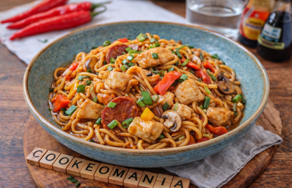Nouilles sucrées-salées au poulet et légumes croquants au Cookeo