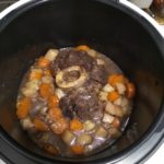 Jarret de bœuf carottes et pommes de terre à l'autocuiseur cookéo