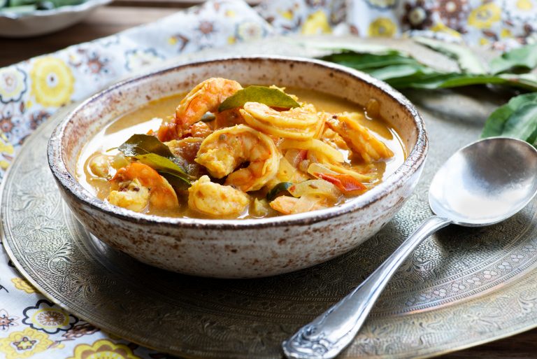 Crevettes au lait de coco et curry