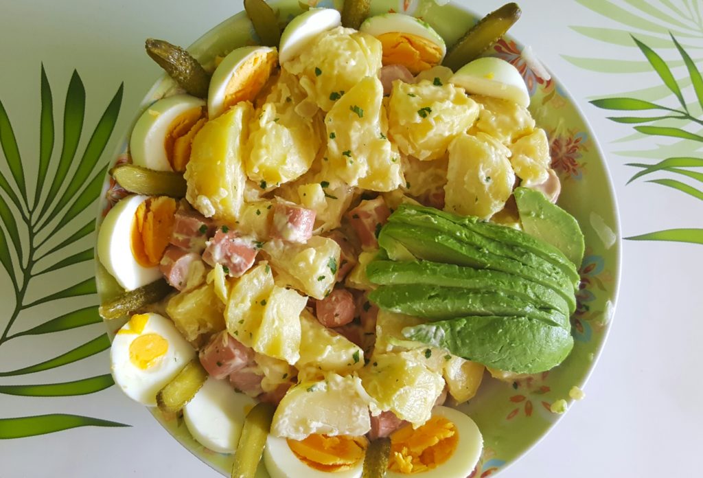 Salade de pommes de terre et knacki au cookeo - Cookeo Mania