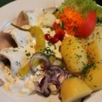 Salade de harengs et pommes de terre au multicuiseur Moulinex