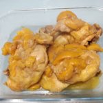Cuisses de poulet aux pêches à l'autocuiseur cookéo
