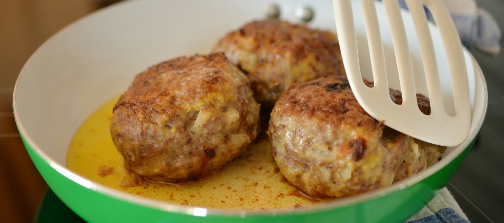 Boulette de viande au fromage au cookeo