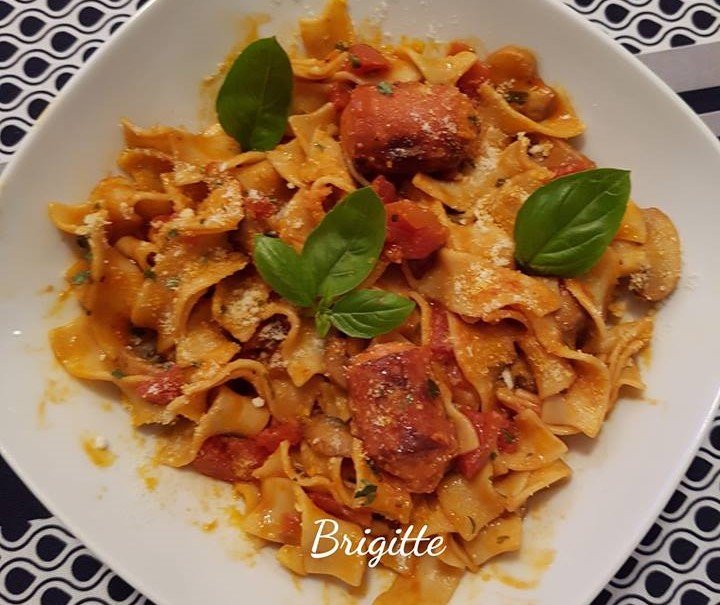 One pot Pasta champignon knacki au cookeo La cuisine de Bibi