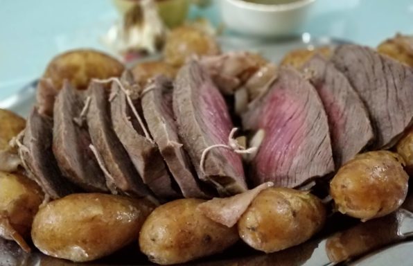 Rôti à l'ail et ses pommes de terre Grenaille