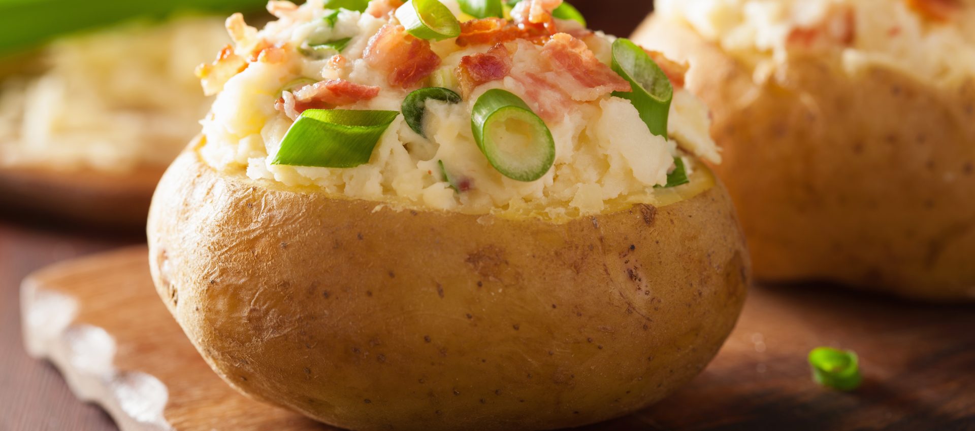 Pommes de terre farcies bacon, cheddar au cookeo