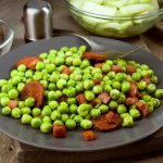 Petits pois jambon et chorizo au robot multi-cuiseur Moulinex