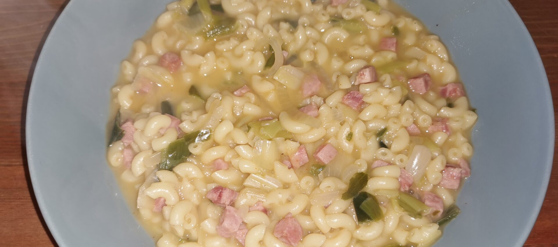 Coquillettes et poireaux en sauce ww au cookeo