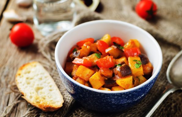 Goulash d'aubergine et pommes de terre au cookeo