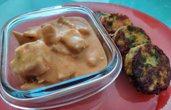 Poulet à la crème et paprika au cokeo