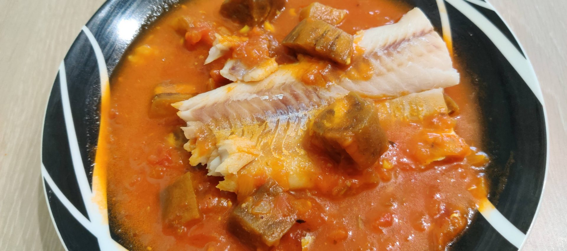 Cabillaud sur mijoté d'aubergines au cookeo