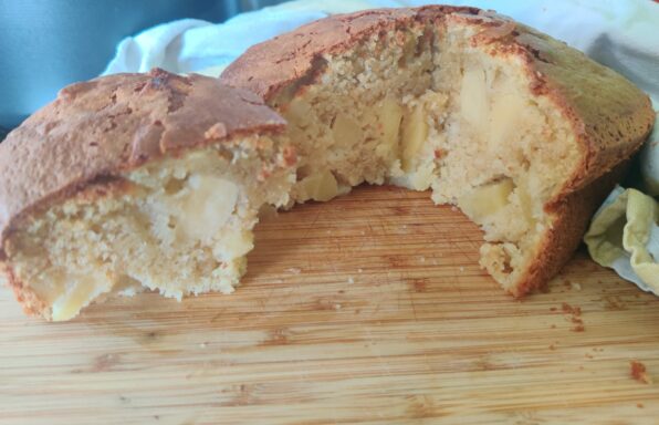 Gâteau aux pommes sans lactose au cookeo