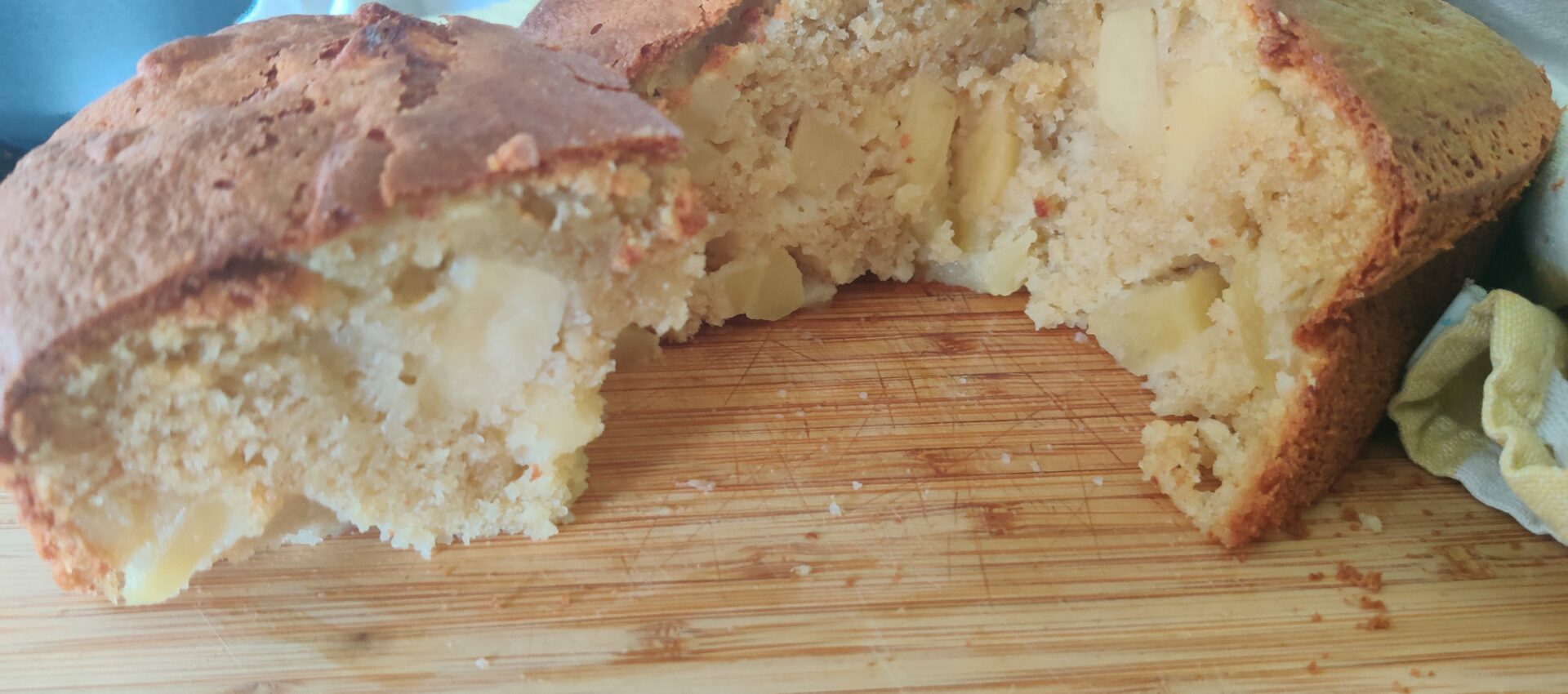 Gâteau aux pommes sans lactose au cookeo