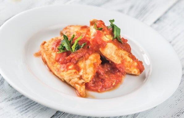Blanc de poulet sauce tomate et ail au cookeo