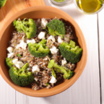 Salade brocoli, quinoa et feta à l'autocuiseur Moulinex