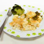 Gratin de chou-fleur et saucisses Knacki gratiné à l&rsquo;extra-crisp au multicuiseur cookéo