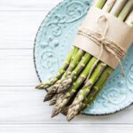 Asperges Vertes Vapeur pour Pâques