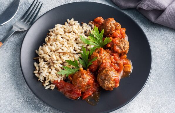 Mijoté de boulettes de bœuf au cumin et riz basmati