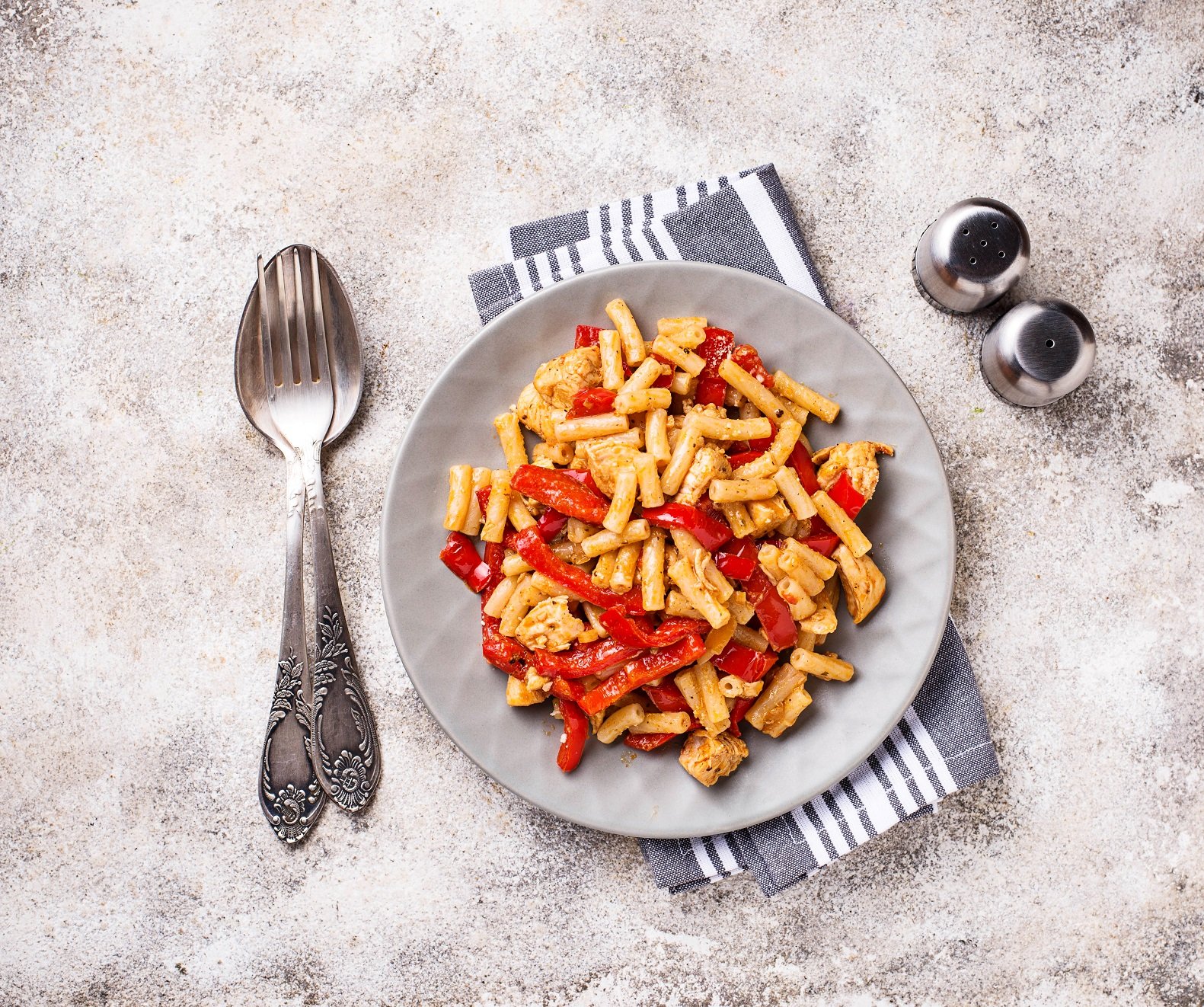 Macaroni Poulet-Poivron Rouge Express