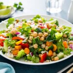 Salade de boulgour façon taboulé et pois chiches aux légumes croquants