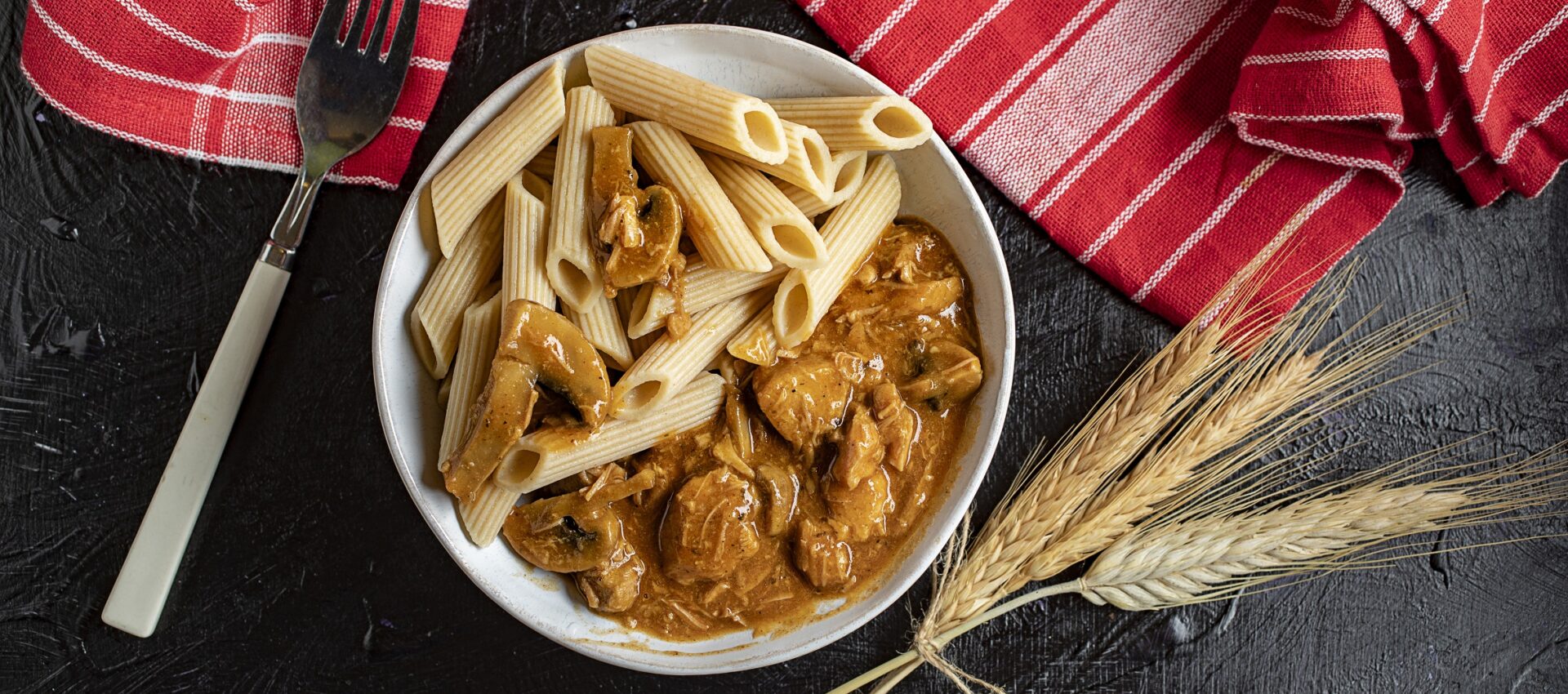 Penne au porc et champignons à la sauce Cookeo