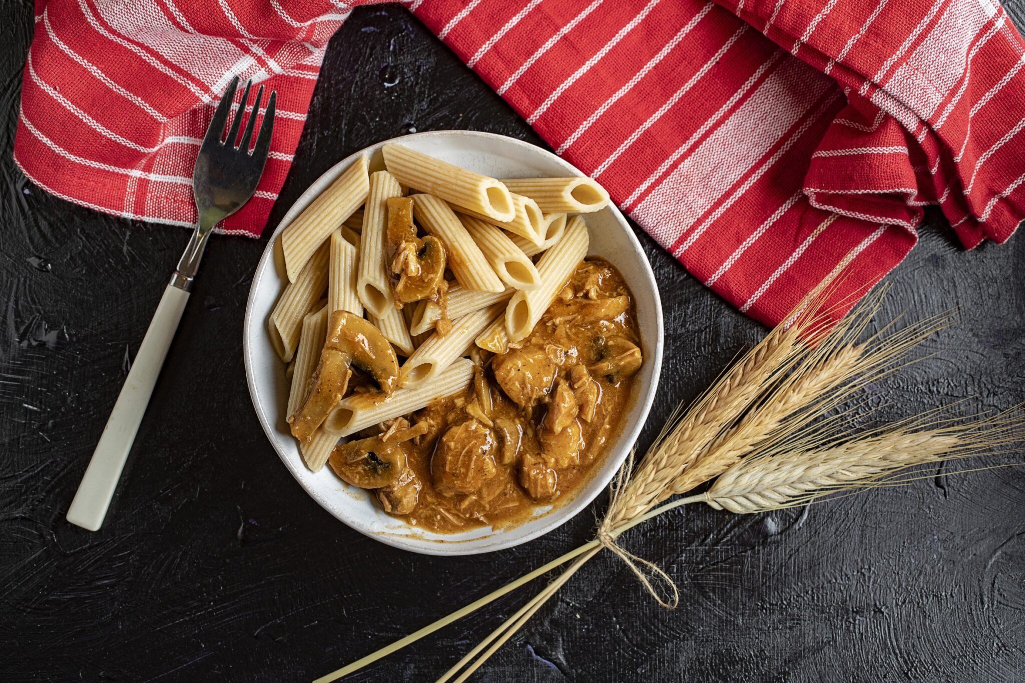 Penne au porc et champignons à la sauce Cookeo