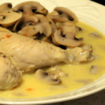 Cuisse de Poulet au Curry avec Champignons de Paris