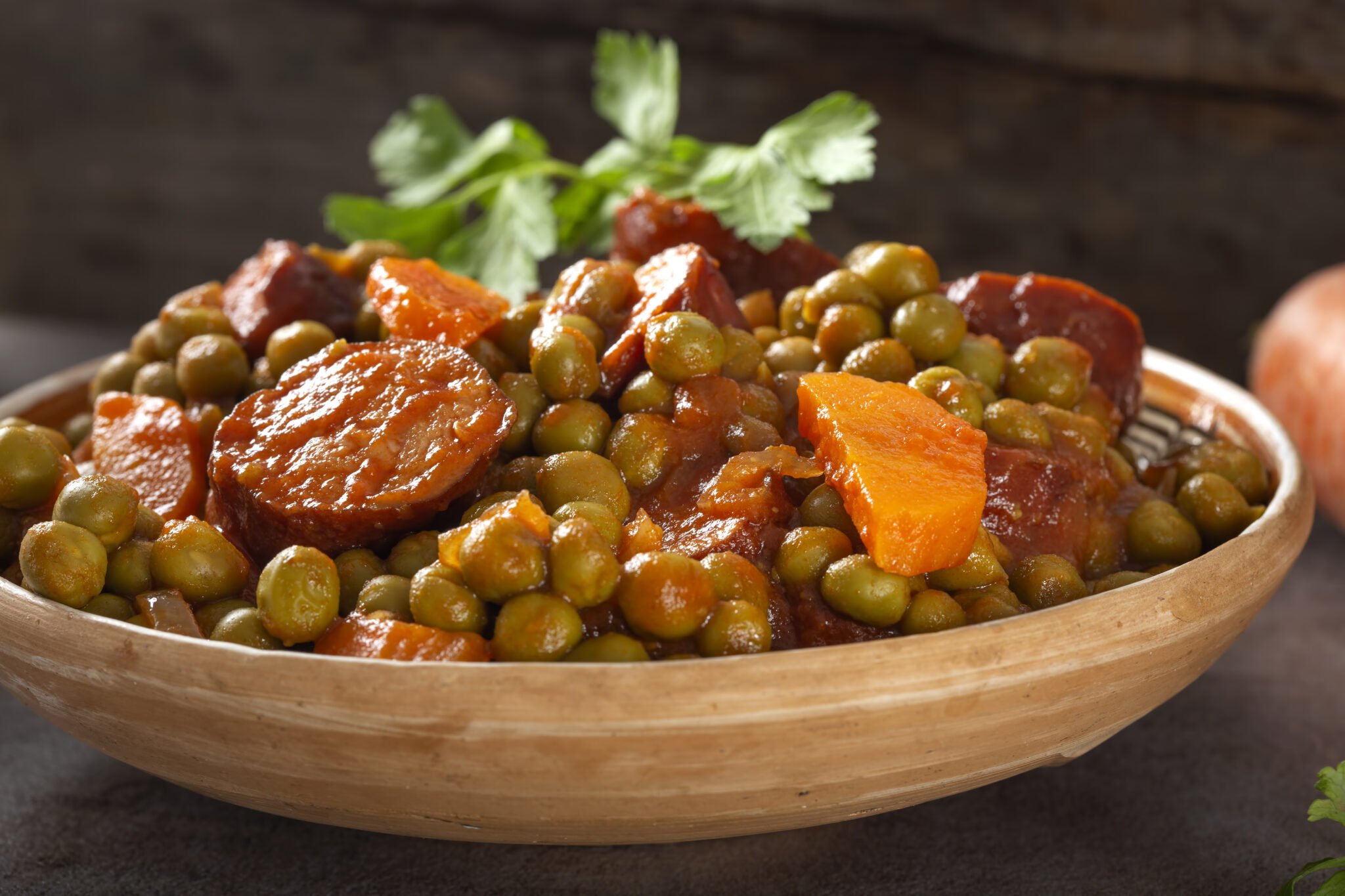 Ragoût de Petits Pois au Chorizo et Carottes à la Sauce Tomate