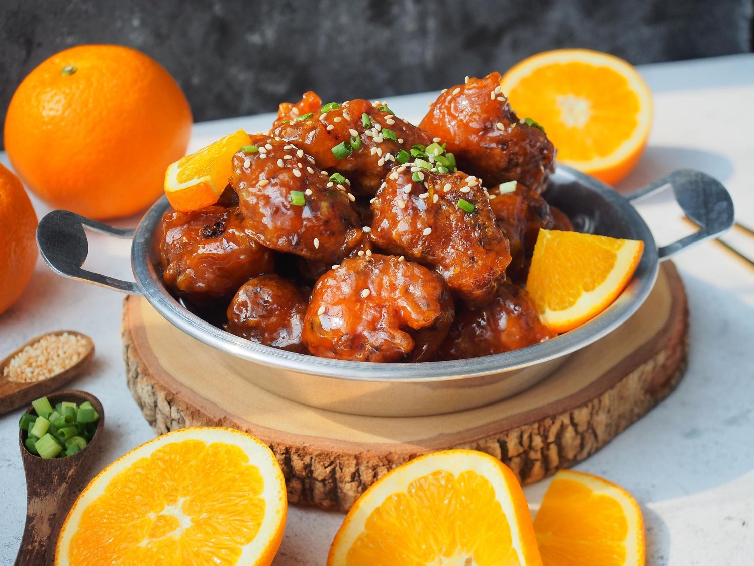 Boulettes de Poulet Fondantes à la Sauce Orange