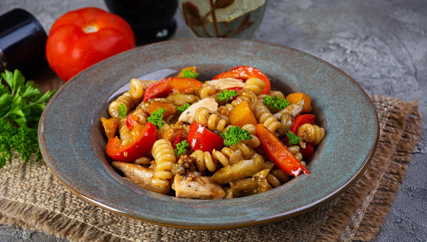 Pâtes au Poulet Sauté, Champignons, Poivron et Courge au Cookeo