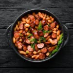 Cassoulet Express : Saucisses & Haricots dans leur Sauce Tomate au robot multi-cuiseur cookéo