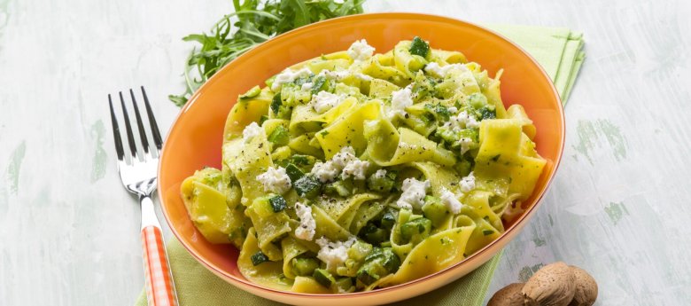 Tagliatelles au Cookeo : Roquette, Amandes et Ricotta