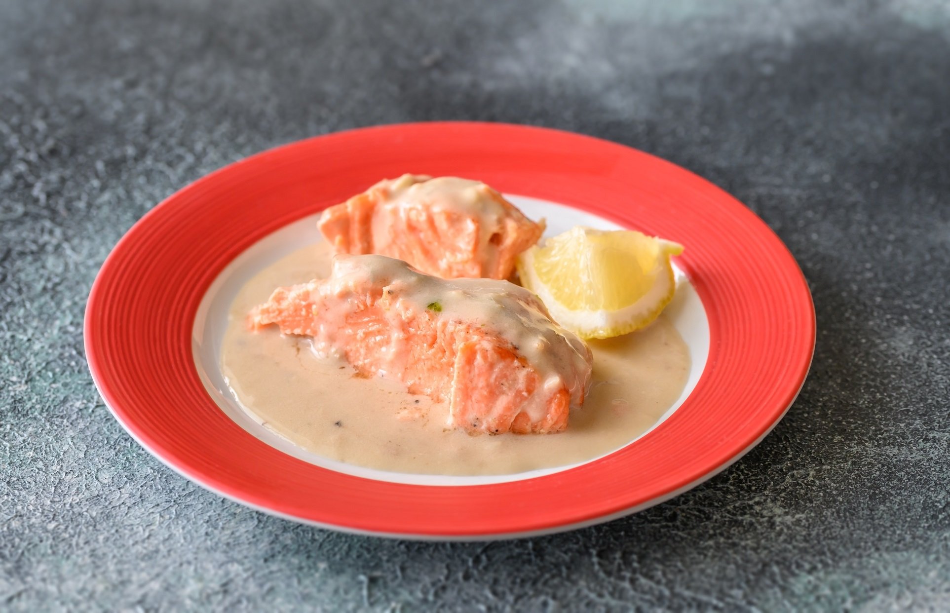 Saumon Crémeux à la Noix de Coco