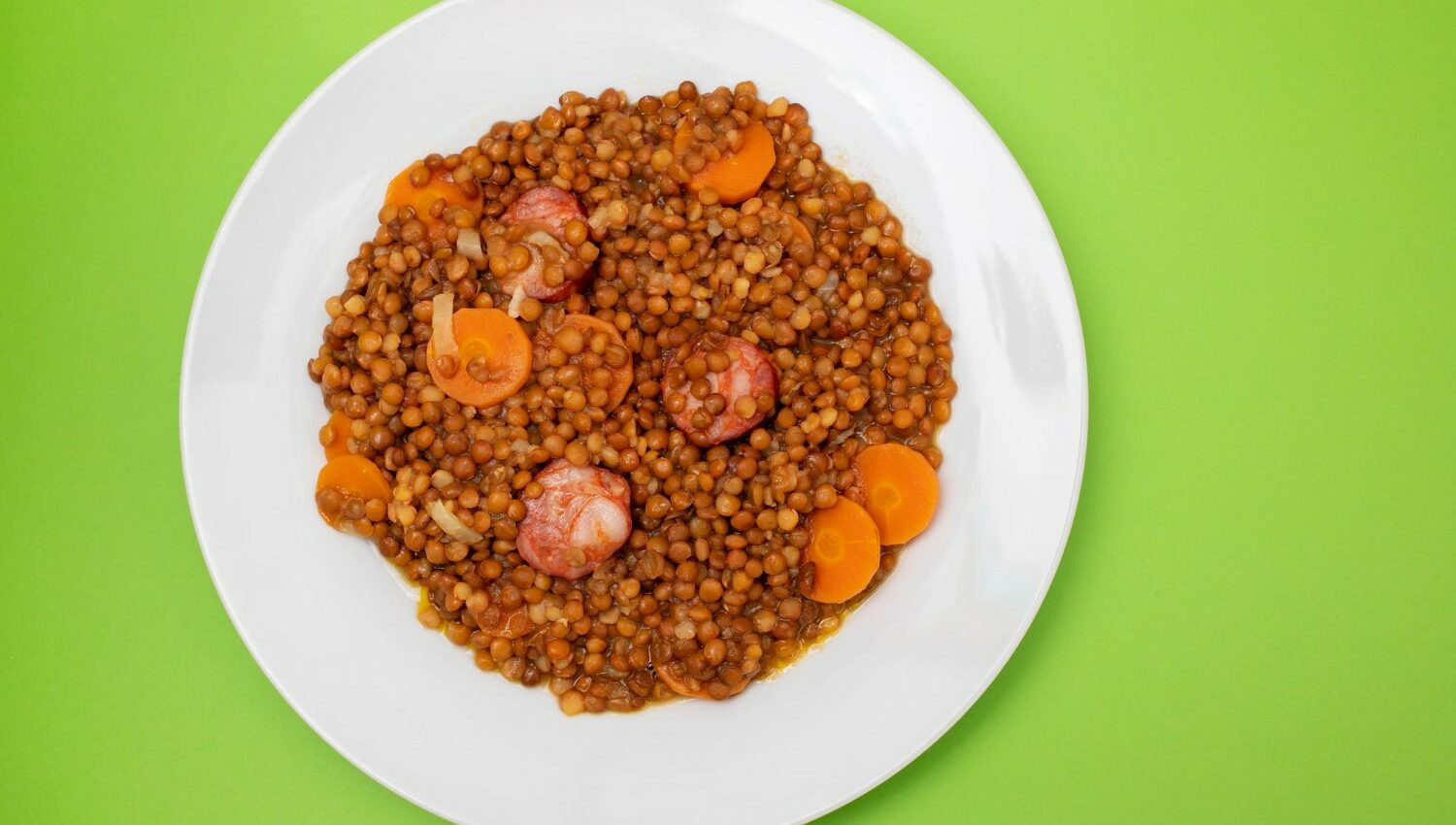 Lentilles Brunes et Chorizo au Cookeo : Un Festin Réconfortant