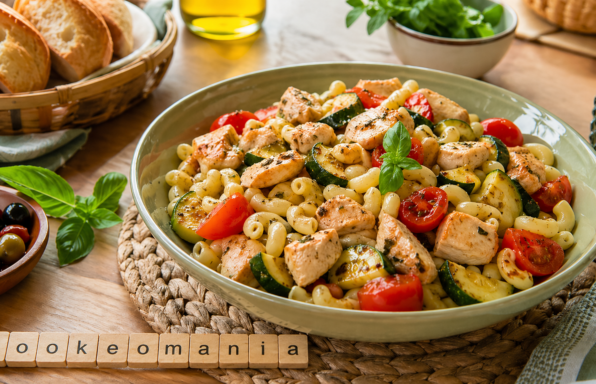 Salade de macaroni au poulet méditerranéen